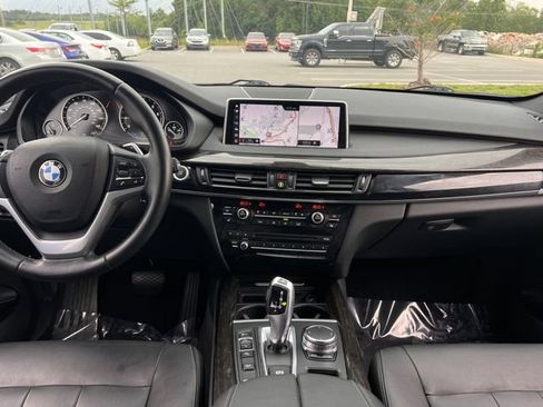 Used 2018 BMW X5 xDrive40e w/ Driving Assistance Package AWD/4WD image 16