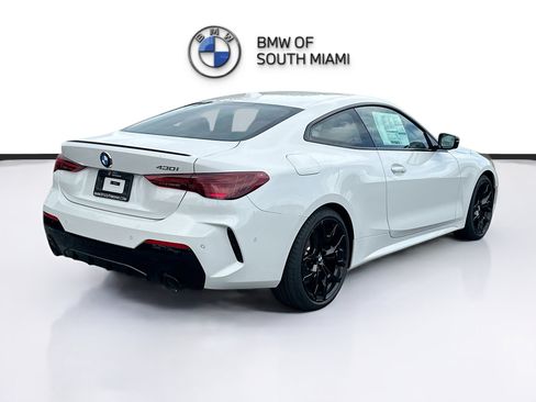 New 2026 BMW 430i Coupe w/ M Sport Package RWD image 6
