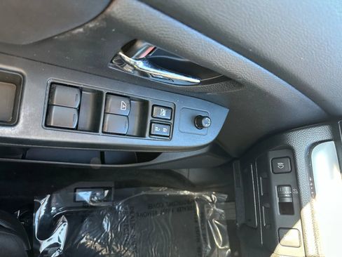 Used 2012 Subaru Impreza 2.0i Premium w/ All-Weather Pkg image 35