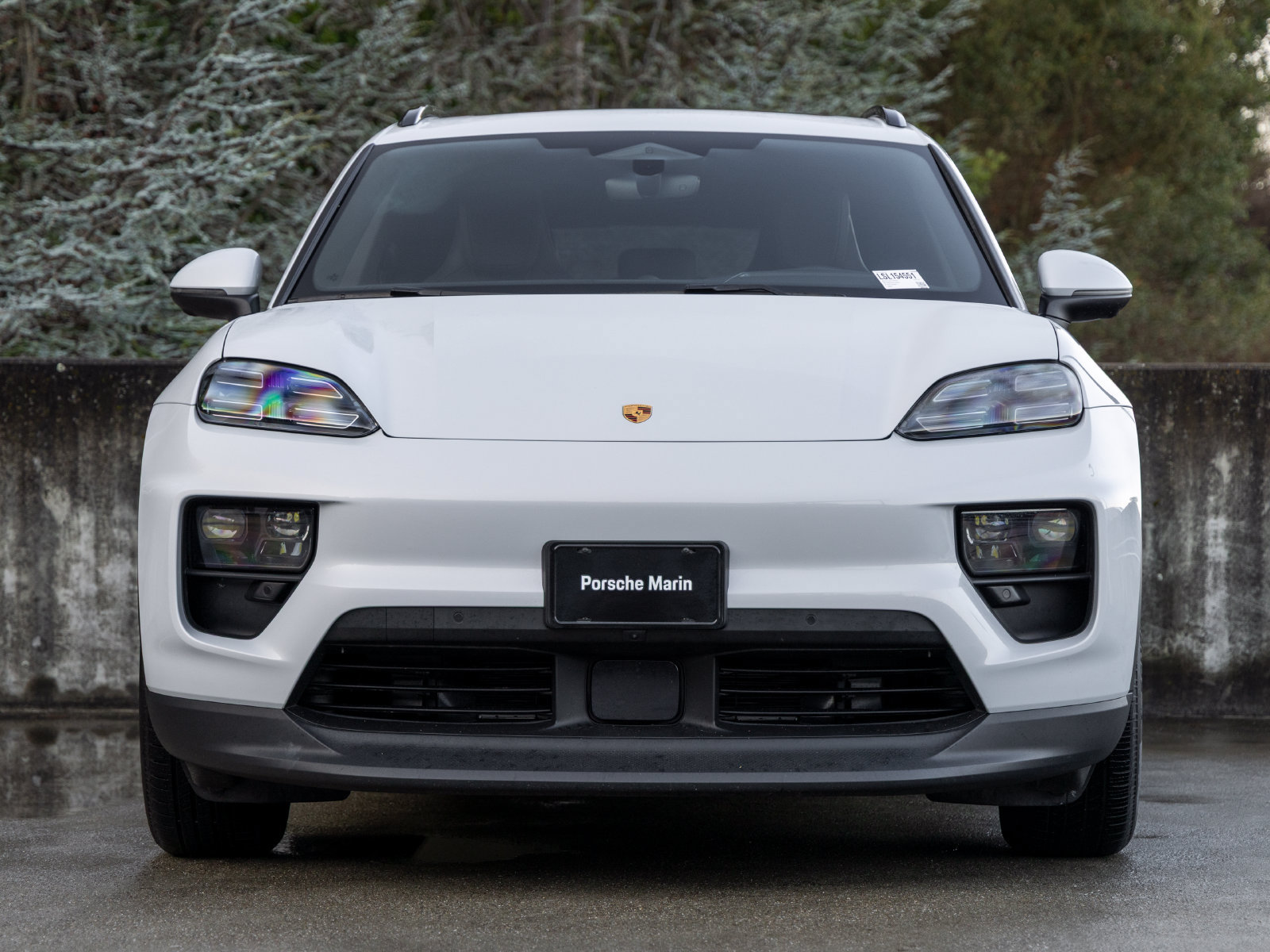 Certified 2025 Porsche Macan 4S Electric AWD/4WD image 8