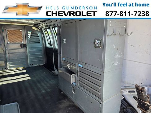 Used 2017 GMC Savana 3500 Extended RWD image 7