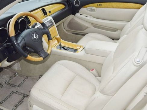 Used 2003 Lexus SC 430 Convertible RWD image 26