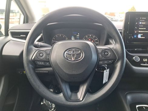 Used 2023 Toyota Corolla LE image 17