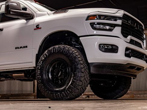 Used 2025 RAM 3500 Big Horn image 12