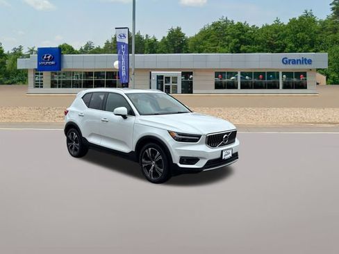 Used 2021 Volvo XC40 T5 Inscription w/ Protection Package Premier AWD/4WD image 3