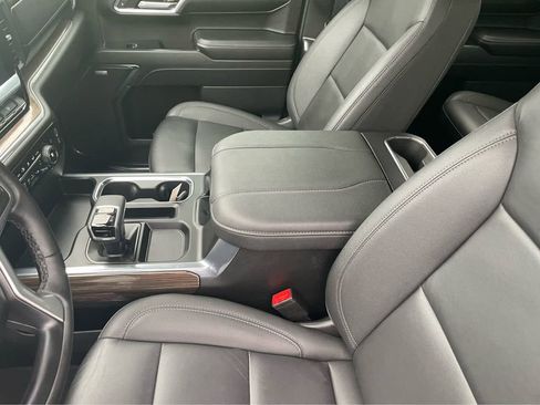 Used 2024 Chevrolet Silverado 1500 RST AWD/4WD image 28