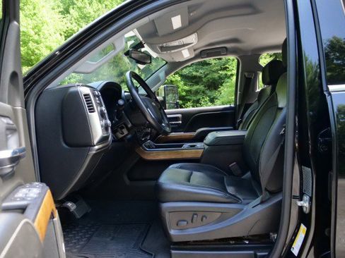 Used 2019 Chevrolet Silverado 3500 LTZ w/ Duramax Plus Package AWD/4WD image 22