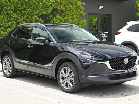 Certified 2025 MAZDA CX-30 AWD 2.5 S w/ Premium Package image 3