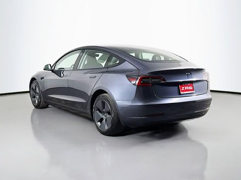 Used 2021 Tesla Model 3 Standard Range Plus RWD image 3