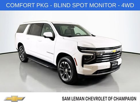 Used 2025 Chevrolet Suburban LT w/ Comfort Package AWD/4WD image 1