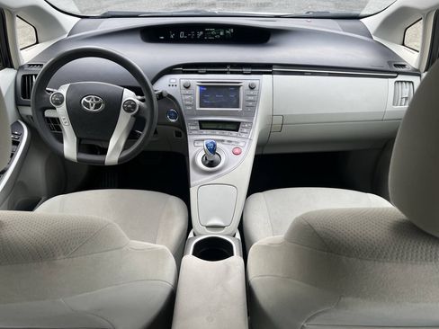 Used 2015 Toyota Prius Two FWD image 20