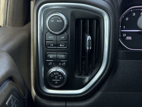 Used 2022 GMC Sierra 1500 SLT AWD/4WD image 22