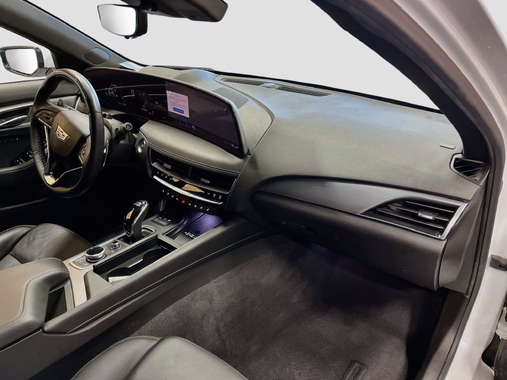 Used 2025 Cadillac CT5 Premium Luxury w/ Technology Package RWD image 30