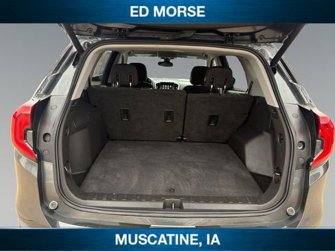 Used 2020 GMC Terrain SLE w/ Driver Convenience Package image 18