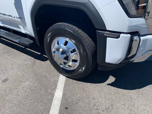 New 2026 GMC Sierra 3500 Denali AWD/4WD image 5