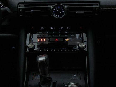 Used 2024 Lexus IS 300 F Sport image 27