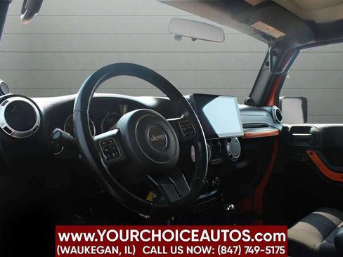 Used 2012 Jeep Wrangler Unlimited Sahara w/ Dual Top Group image 27