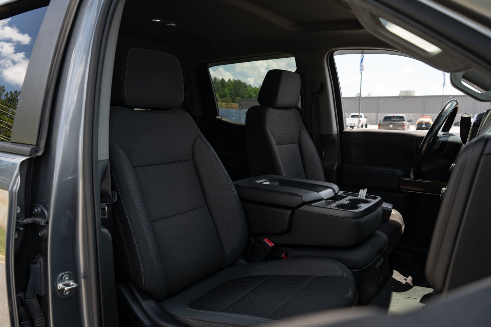Used 2021 Chevrolet Silverado 1500 RST AWD/4WD image 22