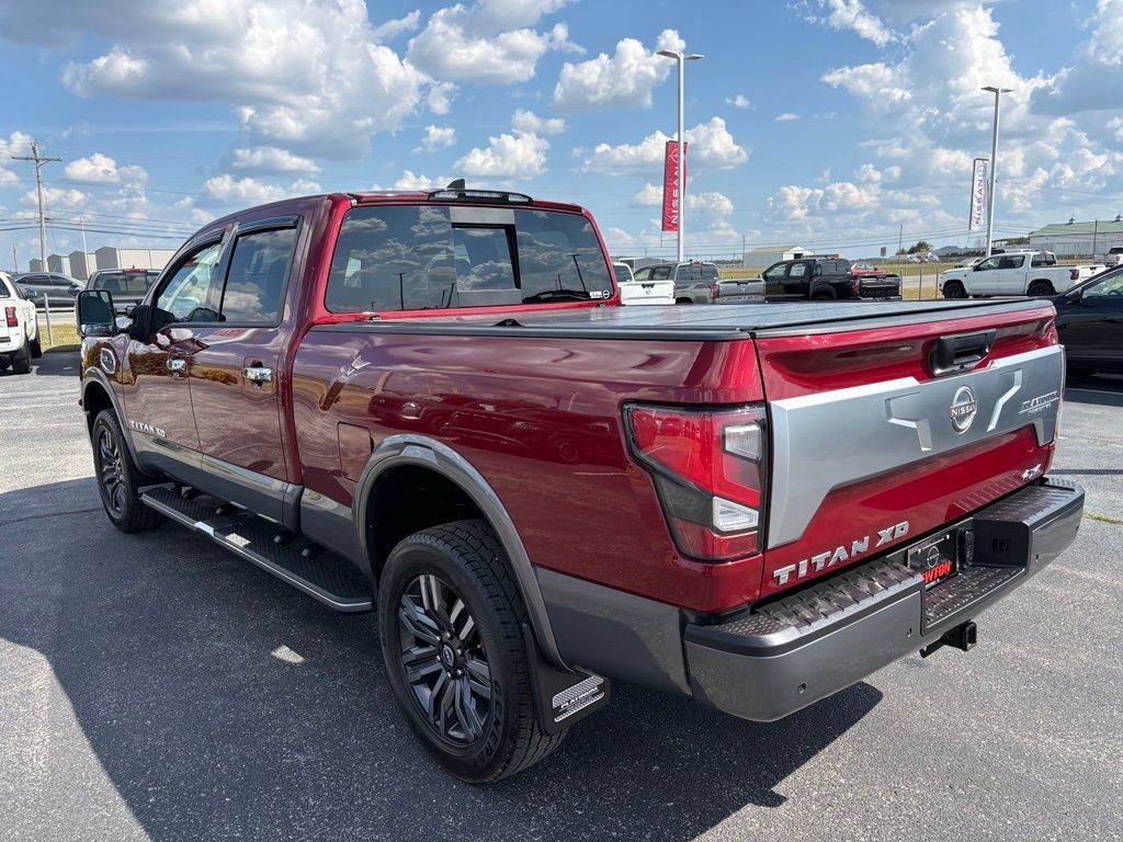 Used 2023 Nissan Titan Platinum Reserve AWD/4WD image 4