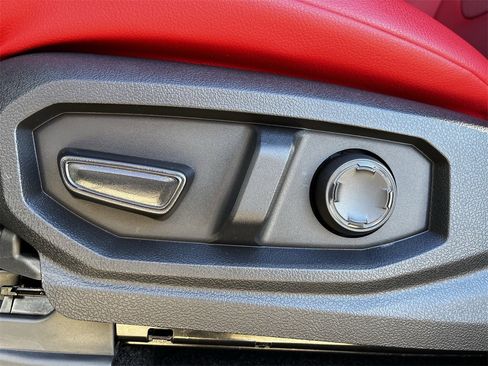 Used 2025 Toyota Tacoma TRD Pro image 25