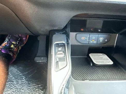 New 2026 Kia Sorento S w/ S Panoramic Sunroof Package FWD image 36