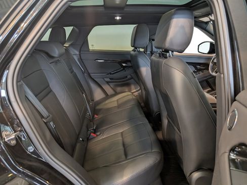 Used 2024 Land Rover Range Rover Evoque Dynamic SE image 31