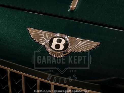 Used 2023 Bentley Flying Spur Azure AWD/4WD image 28