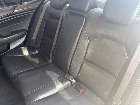 Used 2016 Kia Cadenza Premium FWD image 29