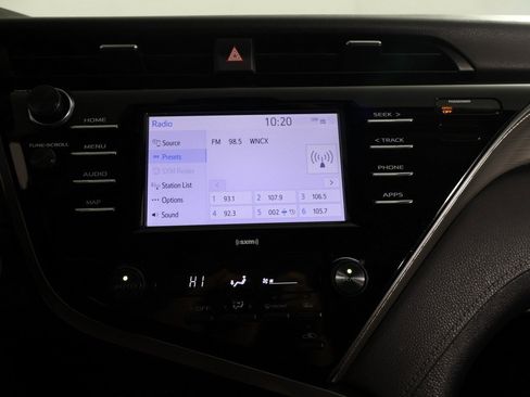 Used 2020 Toyota Camry SE w/ Convenience Package image 41