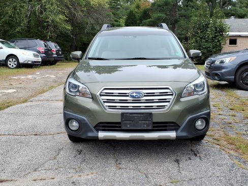 Used 2015 Subaru Outback 2.5i Limited AWD/4WD image 3