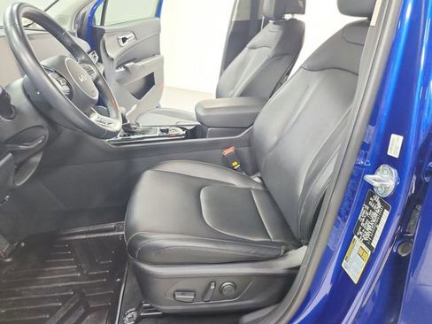Used 2024 Kia Sportage EX AWD/4WD image 18