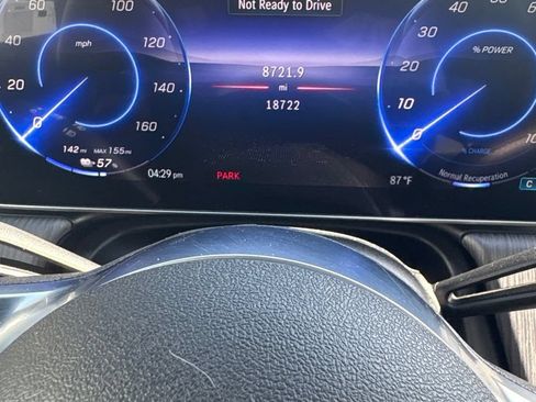 Used 2023 Mercedes-Benz EQE 500 4MATIC SUV image 10