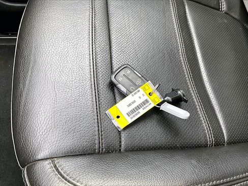 Used 2023 GMC Sierra 3500 Denali w/ Denali Ultimate Package image 31