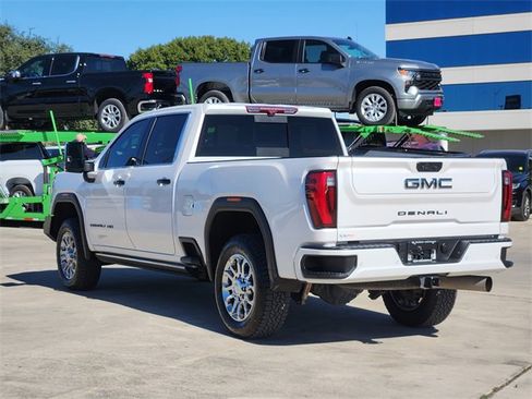 Used 2024 GMC Sierra 2500 Denali w/ Denali Reserve Package image 7