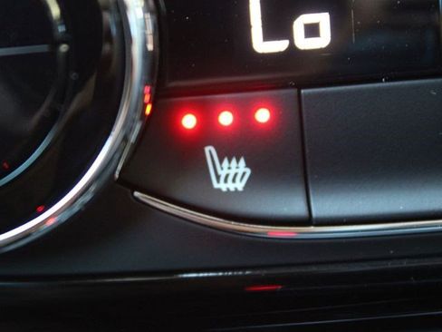 New 2026 Chevrolet Trax RS image 5