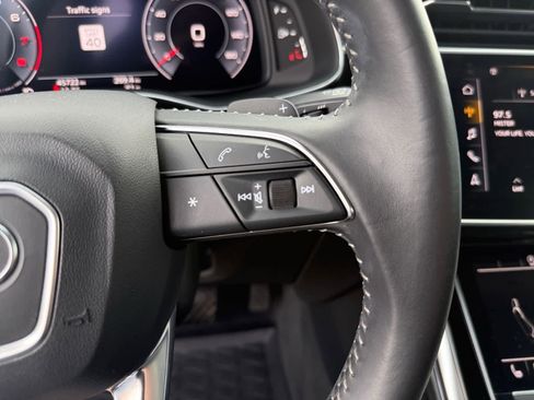 Used 2020 Audi Q8 Premium Plus w/ Premium Plus Package image 21
