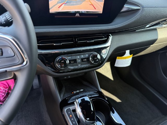 Used 2026 Buick Envista Sport Touring w/ Convenience II Package FWD image 21