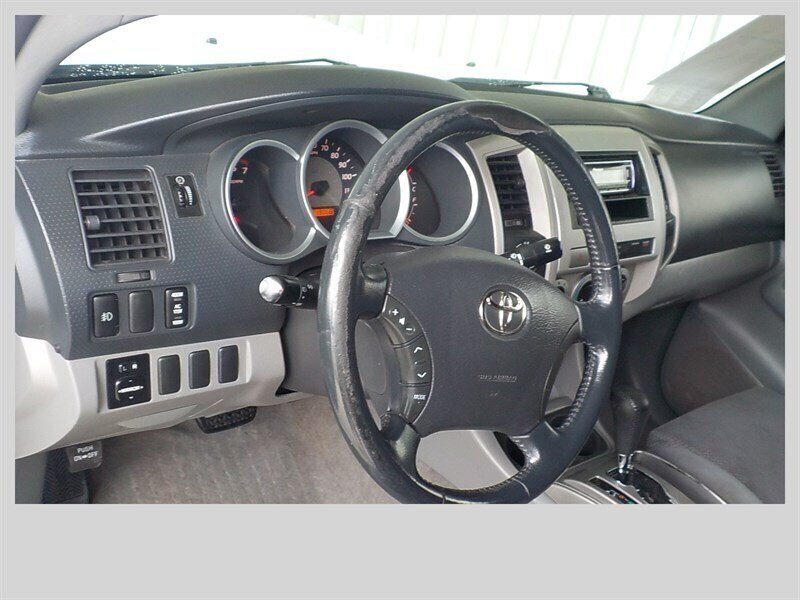Used 2005 Toyota Tacoma 4x4 Double Cab w/ TRD Sport Pkg #2 image 6