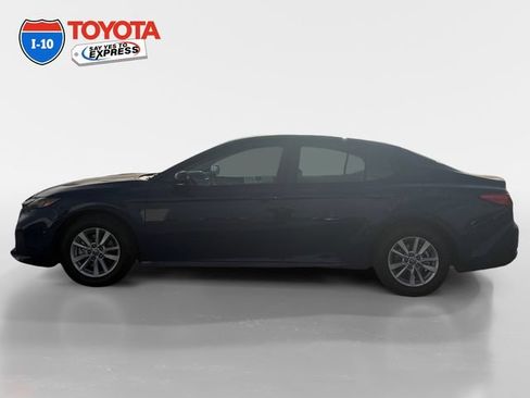 Certified 2025 Toyota Camry LE FWD image 2