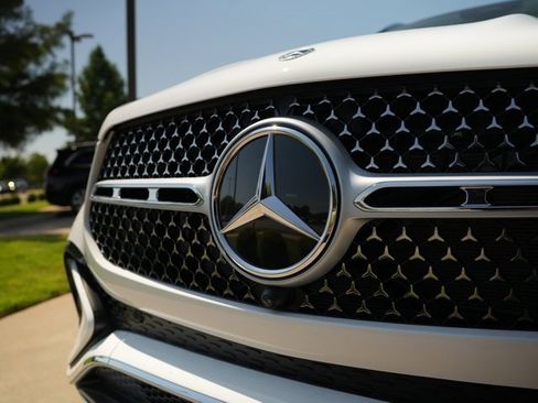 Certified 2026 Mercedes-Benz GLE 350 4MATIC image 11