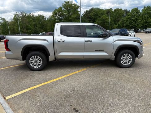 New 2026 Toyota Tundra SR5 AWD/4WD image 6