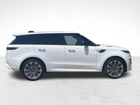 Used 2025 Land Rover Range Rover Sport Dynamic SE AWD/4WD image 7