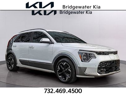 Certified 2023 Kia Niro Wave w/ Wave Preserve Package