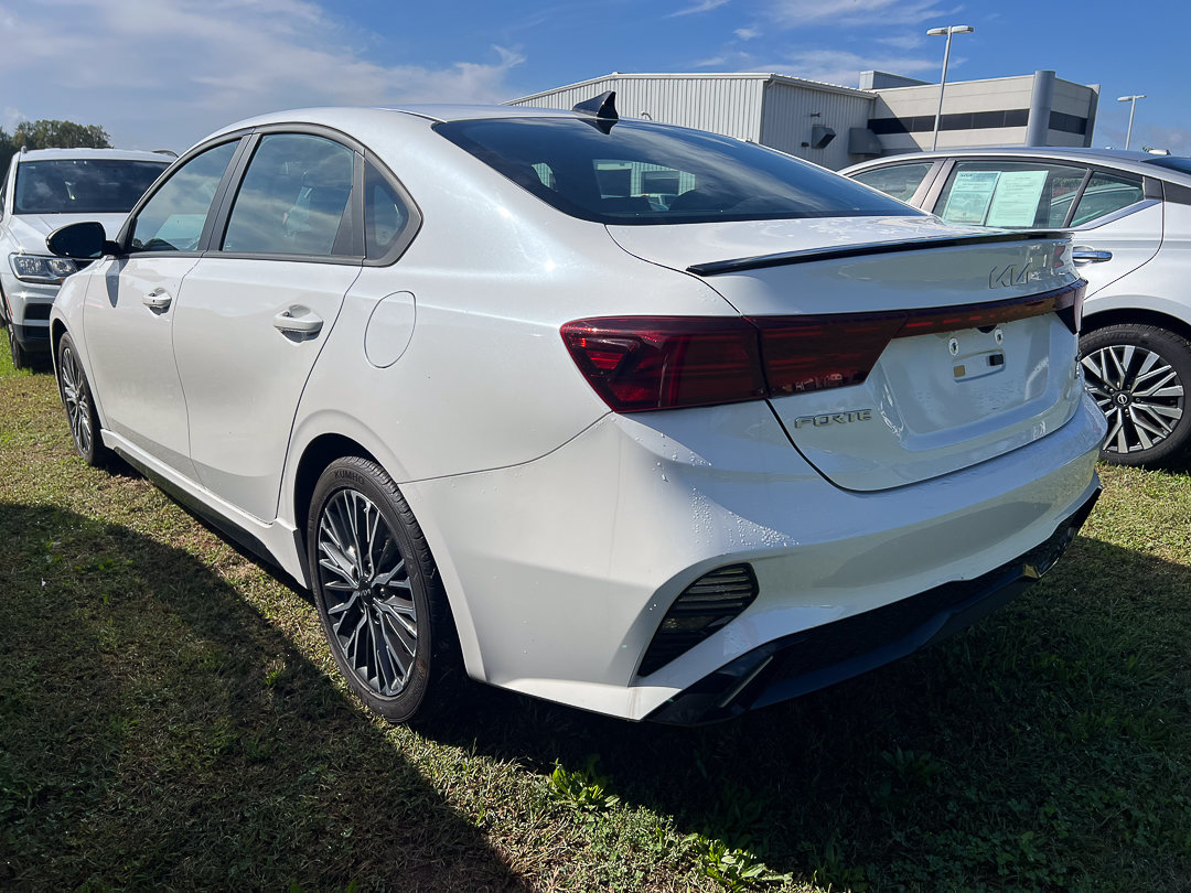 Used 2023 Kia Forte GT-Line w/ GT-Line Technology Package FWD image 3