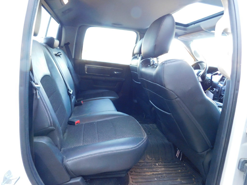 Used 2018 RAM 2500 Big Horn w/ Sport Appearance Group AWD/4WD image 5