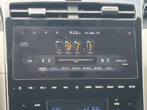 Used 2022 Hyundai Tucson Limited w/ Cargo Package image 16