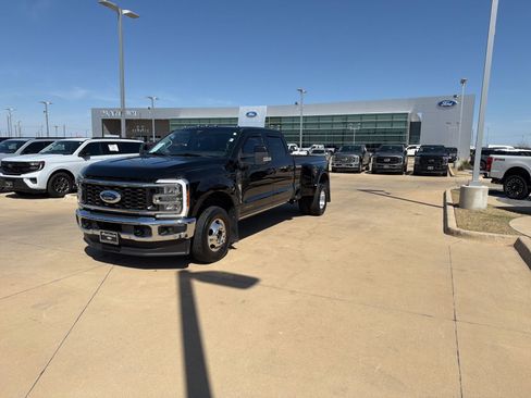 Used 2023 Ford F350 Lariat w/ Lariat Ultimate Package image 28