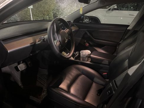 Used 2020 Tesla Model 3 image 10