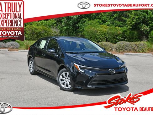 New 2026 Toyota Corolla LE FWD image 1