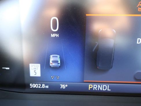 Certified 2025 Ford Escape SE FWD image 18